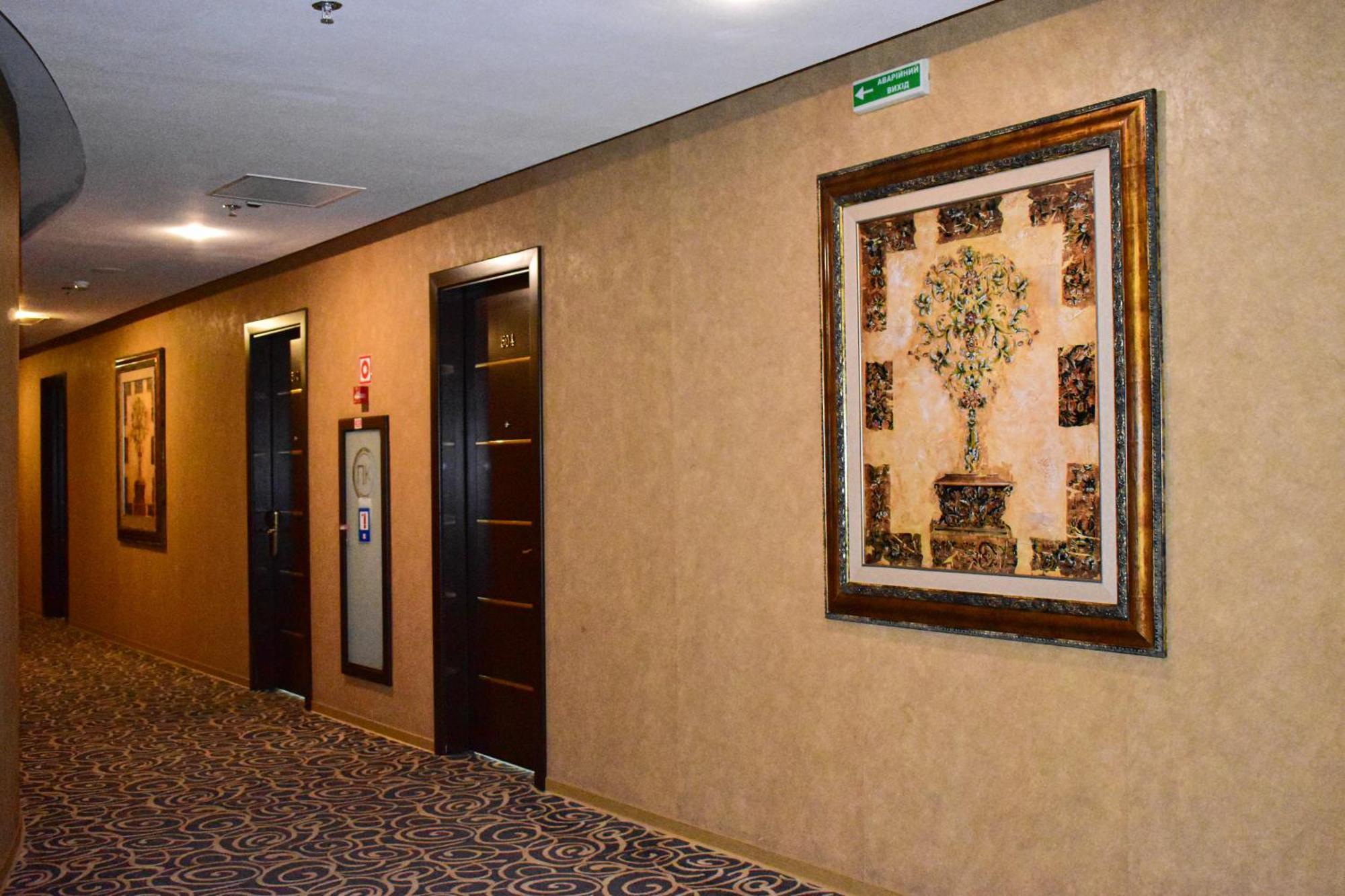 ויניצה Hotel Feride מראה חיצוני תמונה