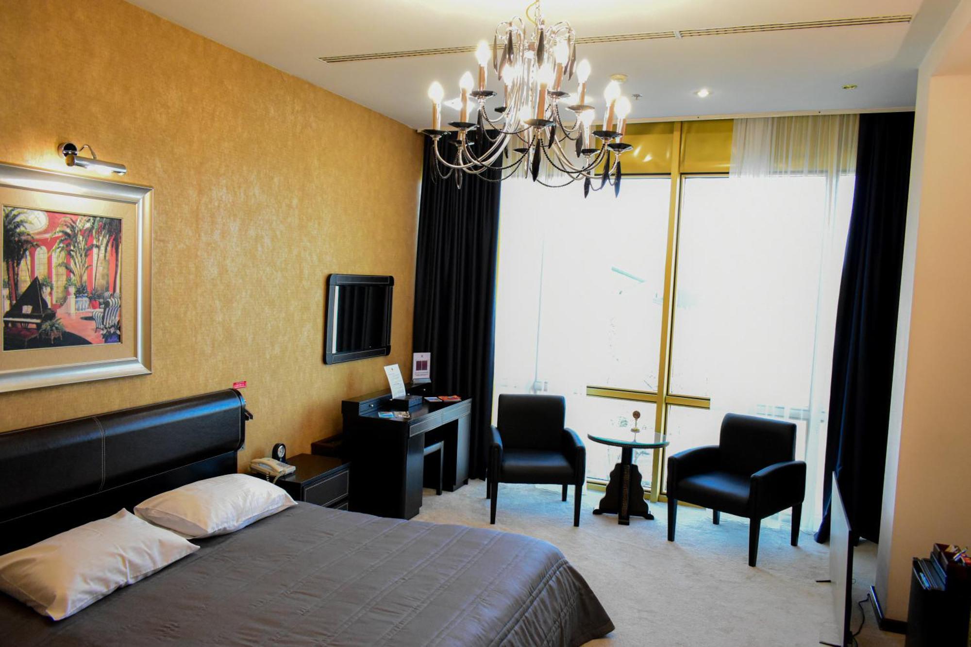 ויניצה Hotel Feride מראה חיצוני תמונה