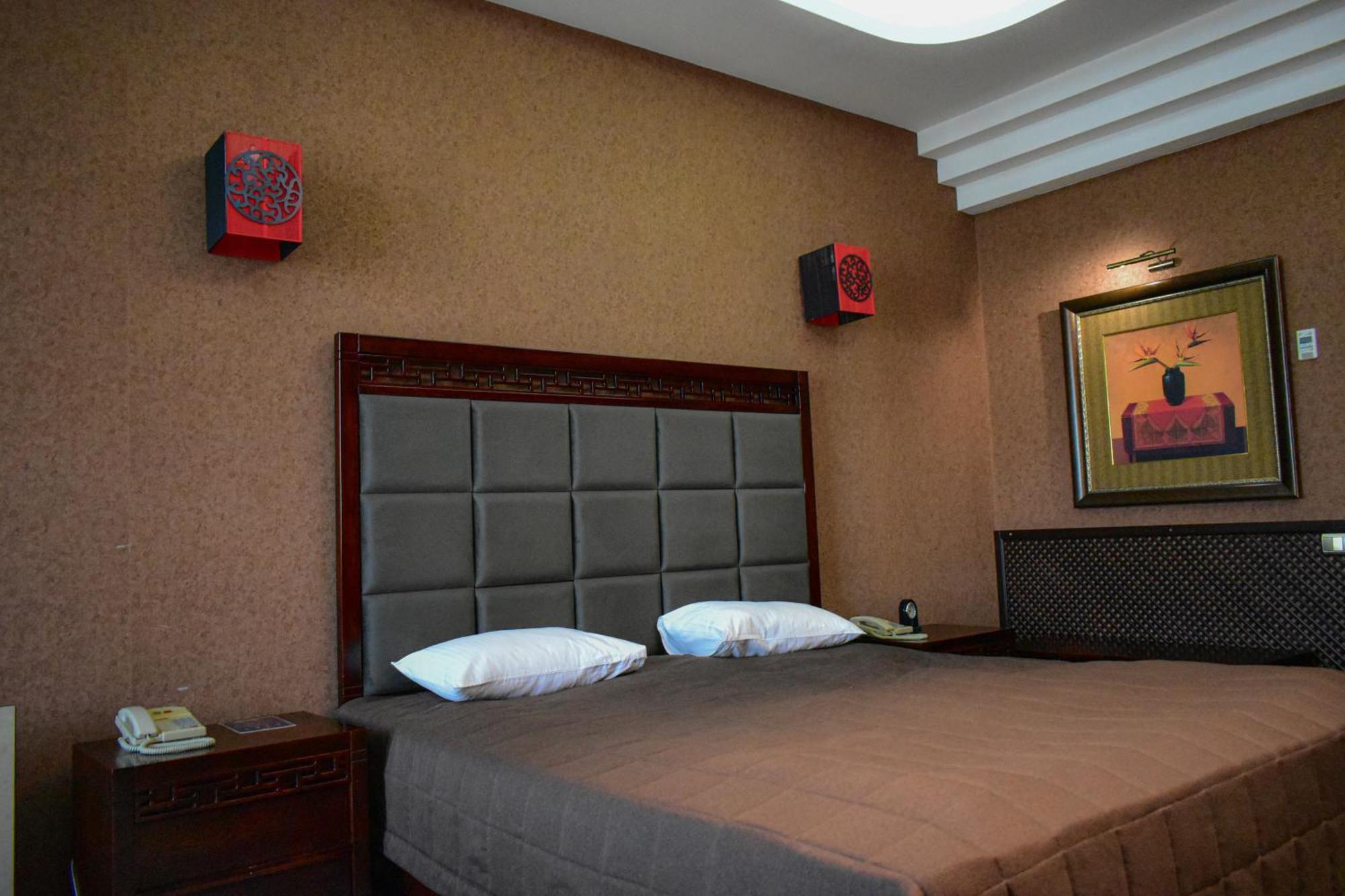 ויניצה Hotel Feride מראה חיצוני תמונה