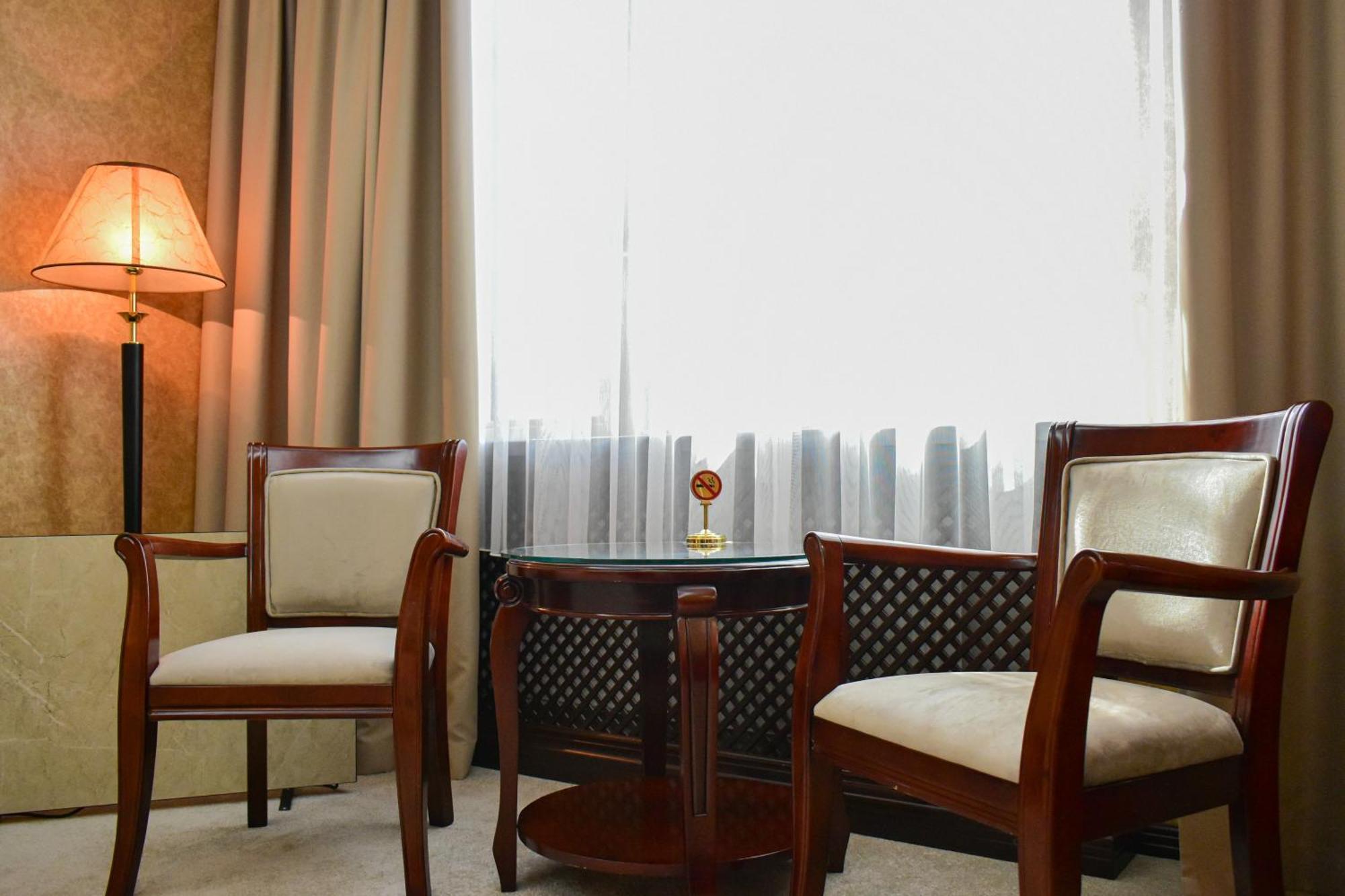 ויניצה Hotel Feride מראה חיצוני תמונה